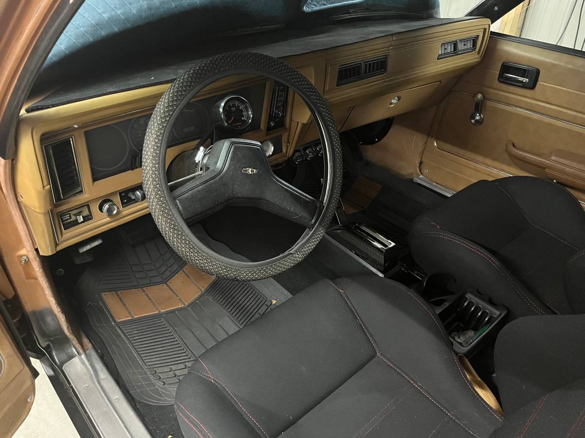 Chevy-nova-1978-brown-10