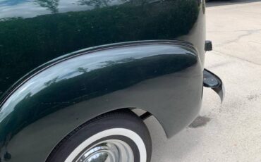 Chevy-panel-truck-1953-green-3