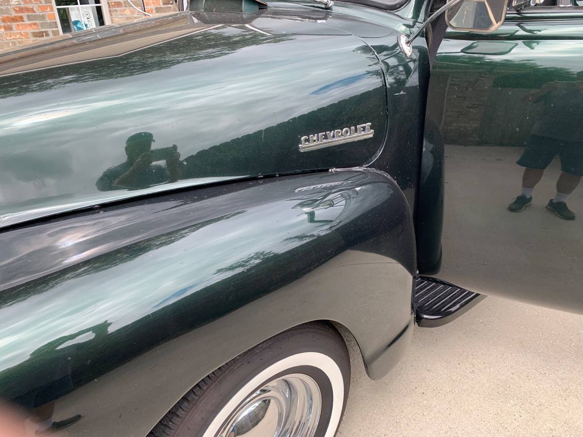 Chevy-panel-truck-1953-green-6