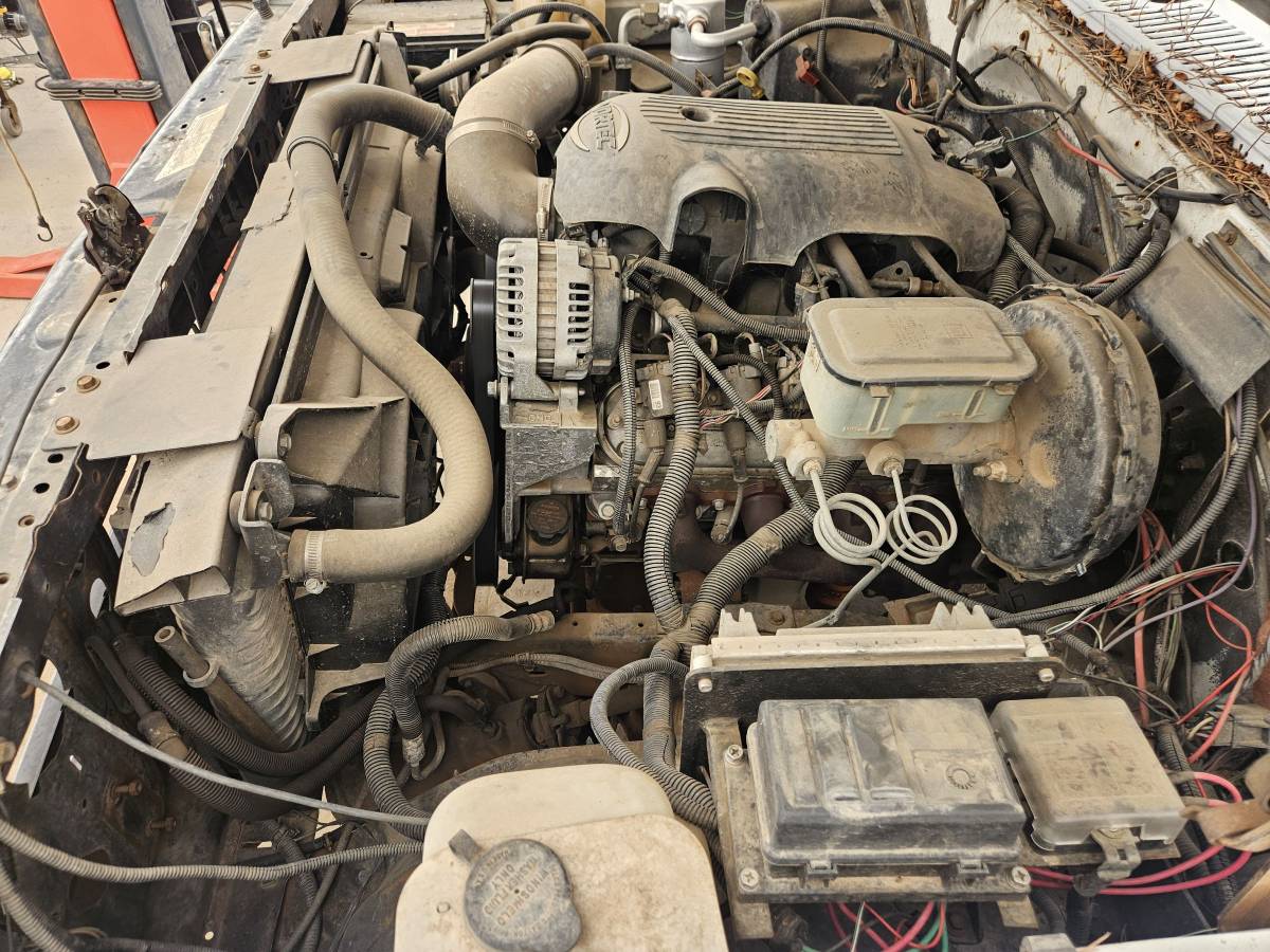 Chevy-r10c10-1987-white-11
