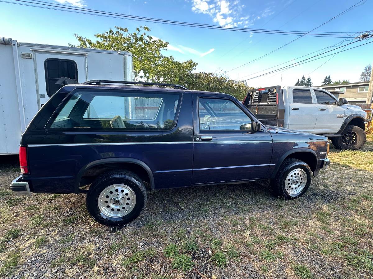Chevy-s10-blazer-1984-1