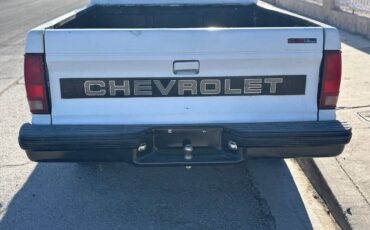 Chevy-s10-pickup-1991-white-2
