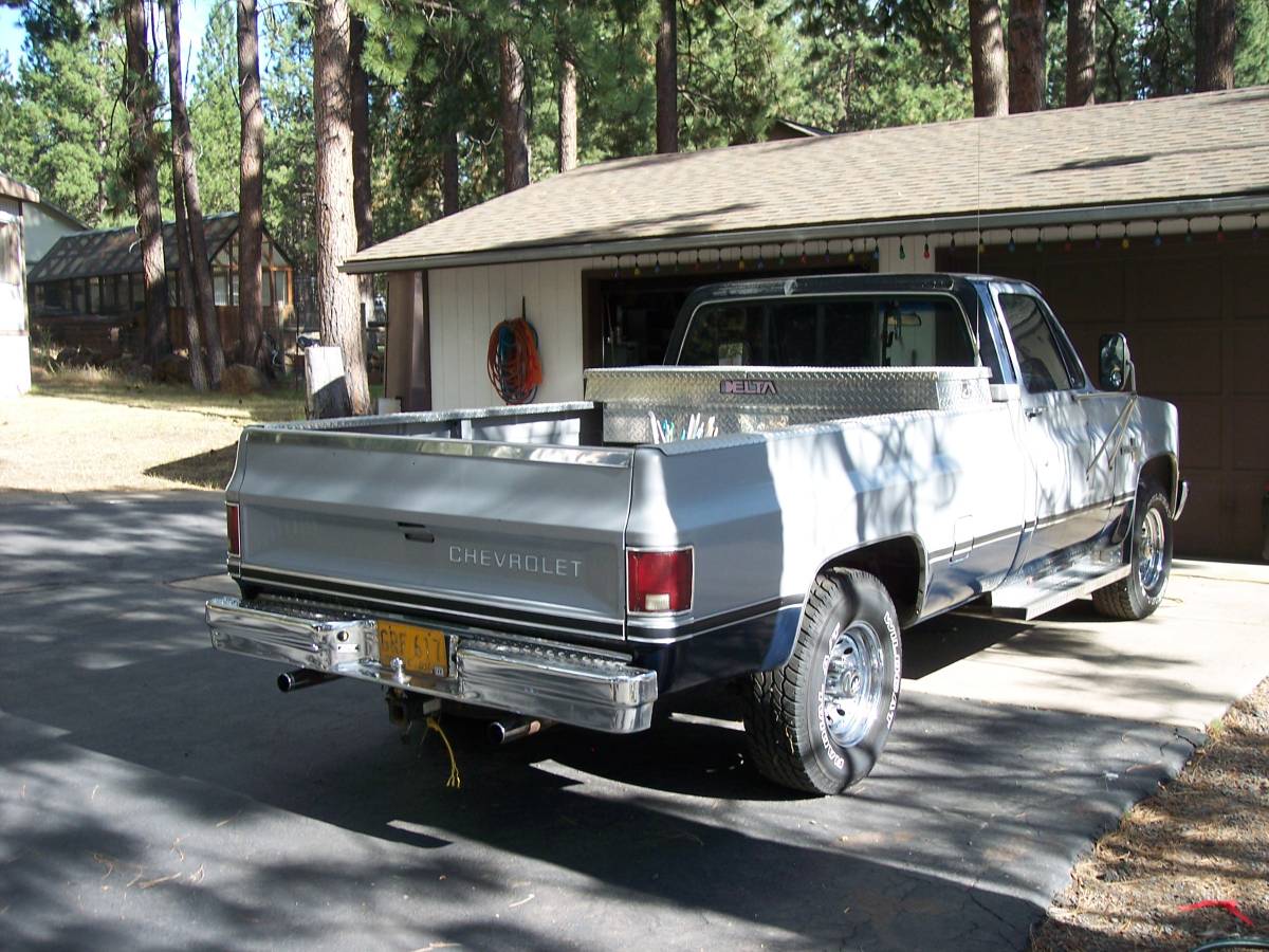 Chevy-scottsdale-1983-4