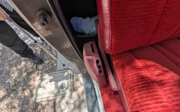 Chevy-silverado-1500-1979-silver-1