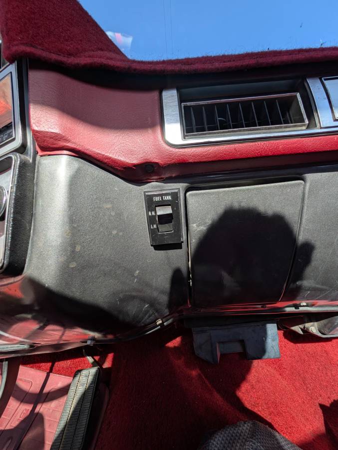 Chevy-silverado-1500-1979-silver-13
