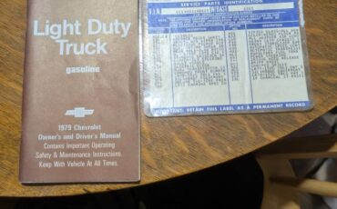 Chevy-silverado-1500-1979-silver-4
