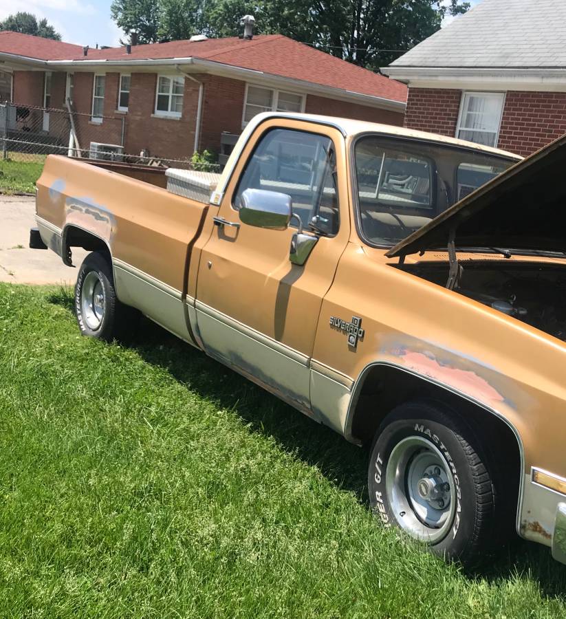 Chevy-silverado-1984-4