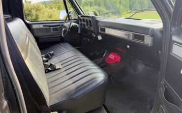 Chevy-silverado-1985-black-13
