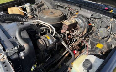 Chevy-silverado-1985-black-14