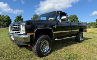 Chevy-silverado-1985-black