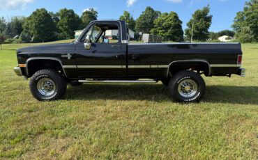 Chevy-silverado-1985-black-8