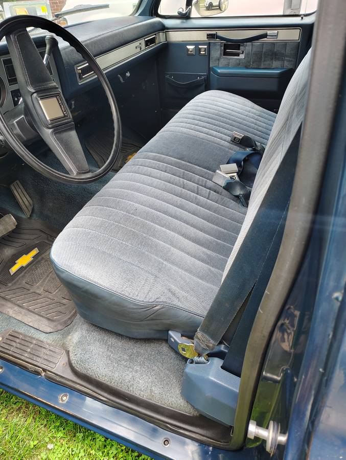 Chevy-silverado-1986-blue-7