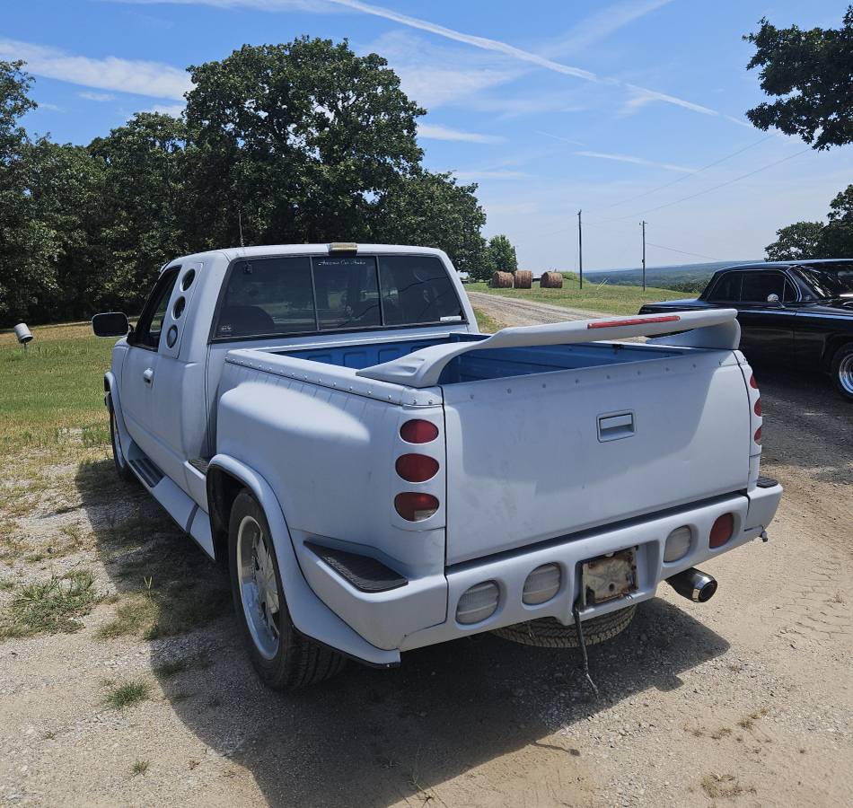 Chevy-silverado-1993-grey-2