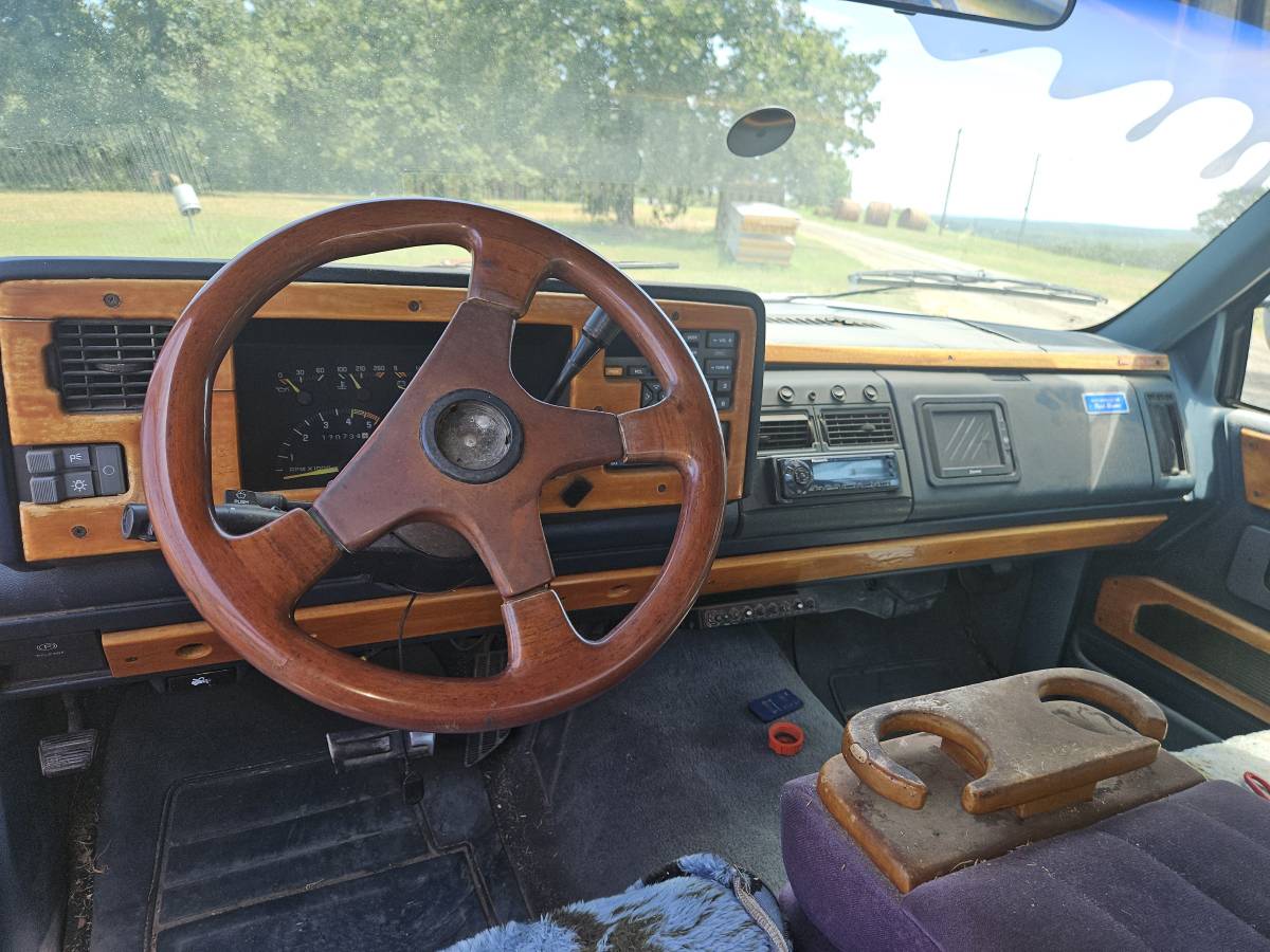 Chevy-silverado-1993-grey-3