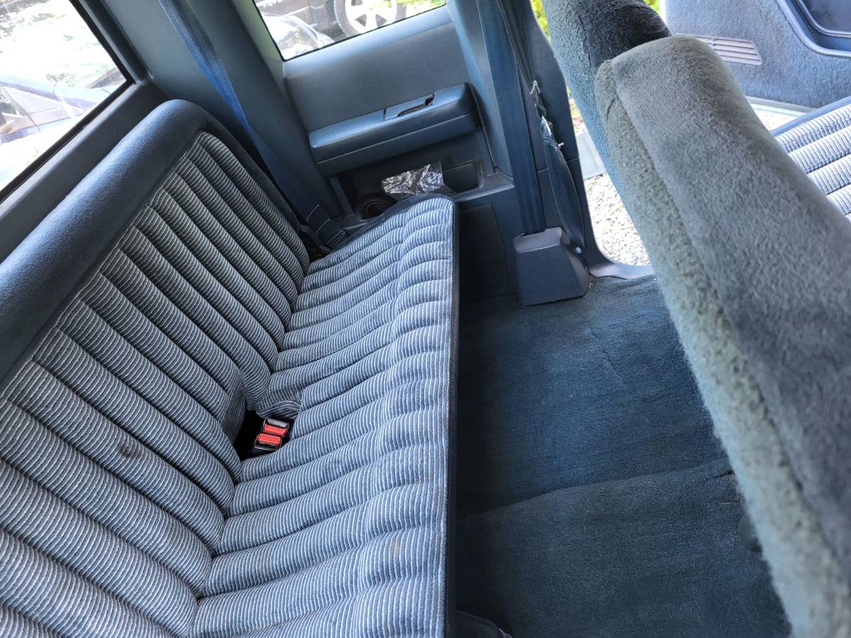 Chevy-silverado-diesel-1990-blue-3