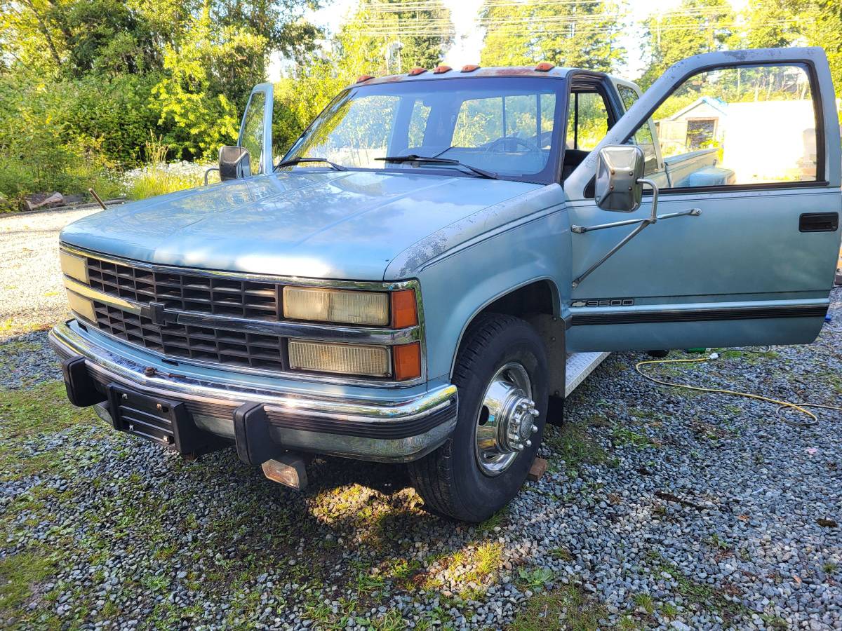 Chevy-silverado-diesel-1990-blue
