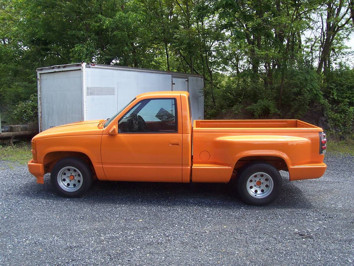 Chevy-step-side-1992-orange-1