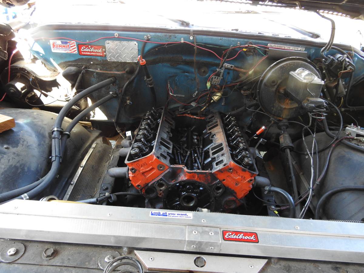 Chevy-stepside-c10-scottsdale-1979-black-17