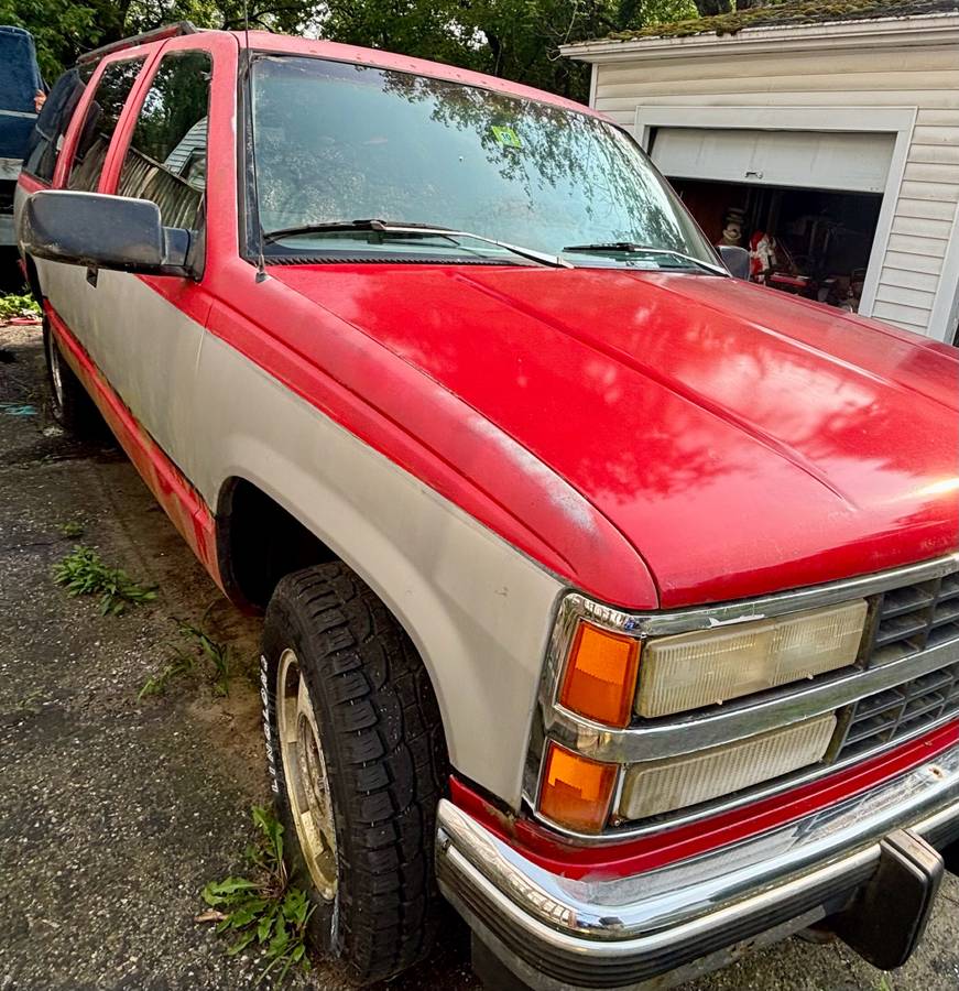 Chevy-suburban-1500-4x4-1993-red-1