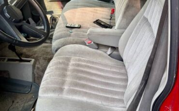 Chevy-suburban-1500-4x4-1993-red-3