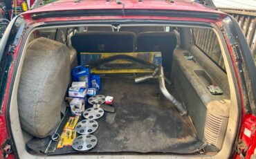 Chevy-suburban-1500-4x4-1993-red-7