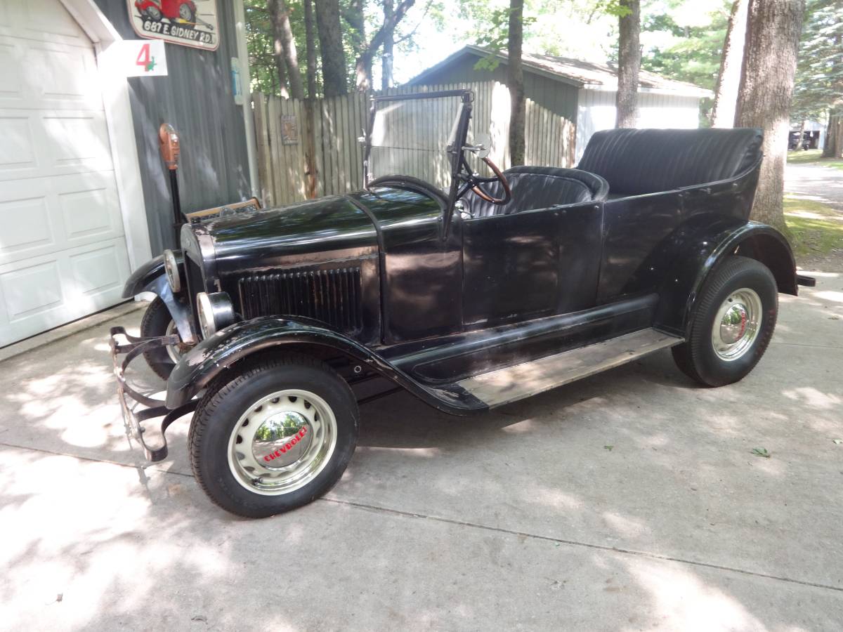Chevy-touring-1924-black-1