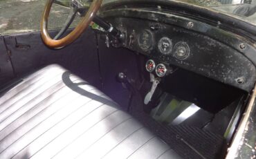 Chevy-touring-1924-black-3