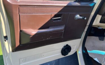 Chevy-truck-1982-custom-9