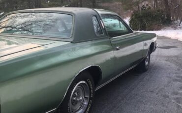 Chrysler-1976-green-1