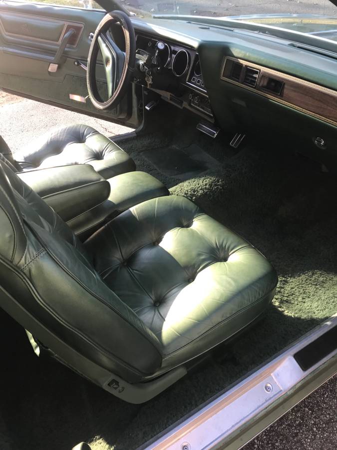 Chrysler-1976-green-12