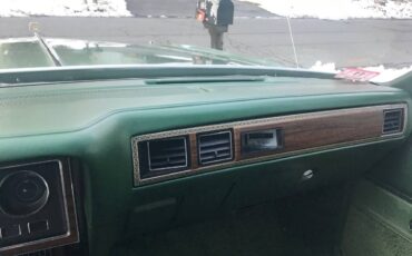 Chrysler-1976-green-4