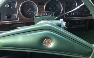 Chrysler-1976-green-6