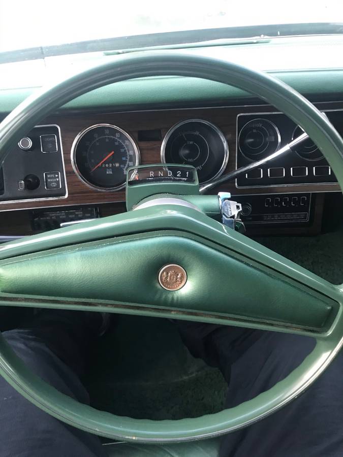 Chrysler-1976-green-6