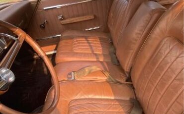 Chrysler-300-1962-White-Brown-3