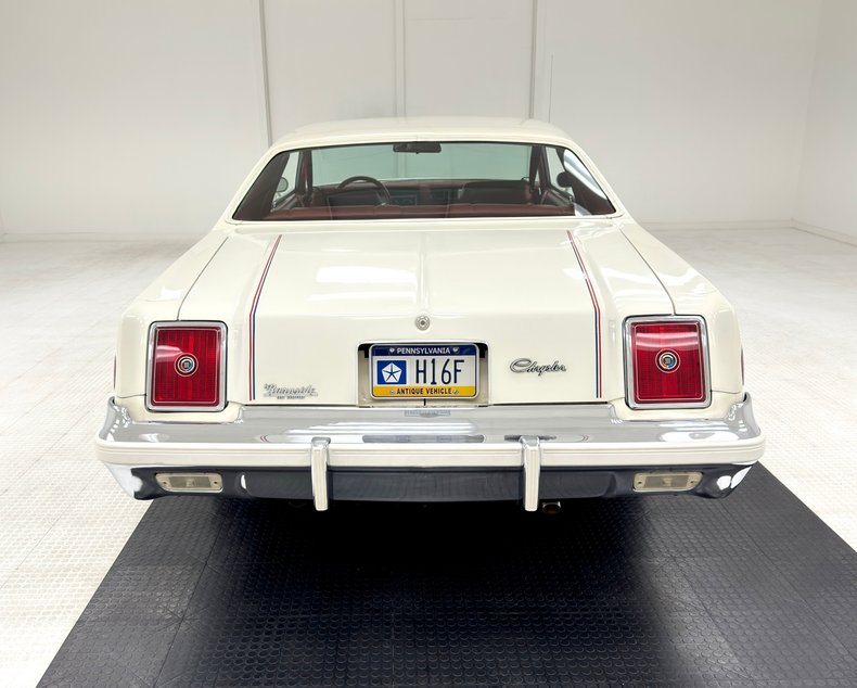 Chrysler-300-1979-Spinnaker-White-Canyon-Red-1