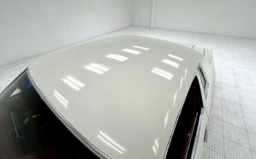 Chrysler-300-1979-Spinnaker-White-Canyon-Red-21