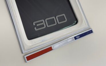 Chrysler-300-1979-Spinnaker-White-Canyon-Red-23
