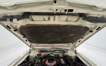 Chrysler-300-1979-Spinnaker-White-Canyon-Red-31