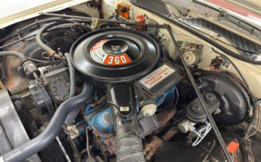 Chrysler-300-1979-Spinnaker-White-Canyon-Red-34