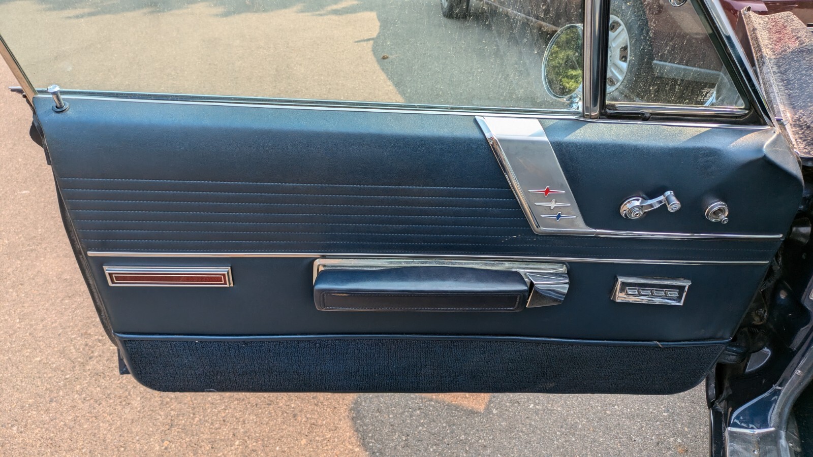 Chrysler-300-Series-1966-Coupe-16