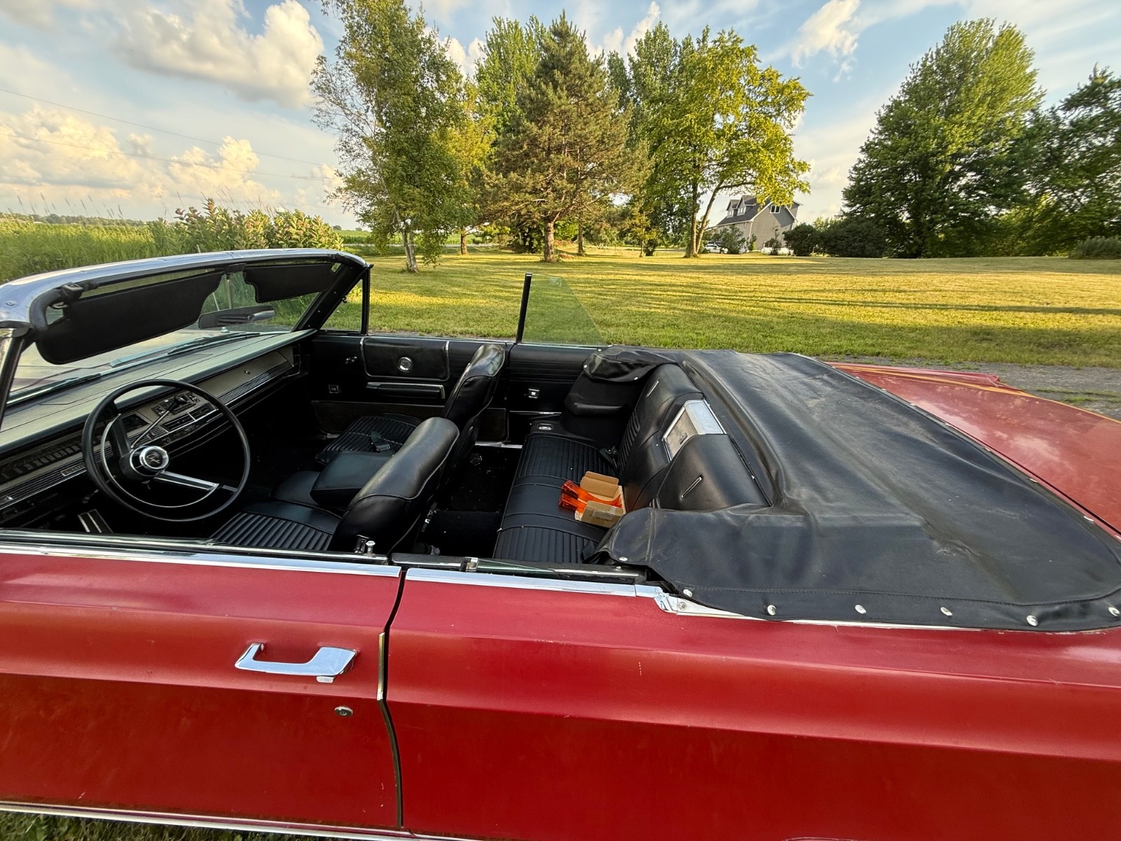 Chrysler-300-Series-1968-Convertible-28