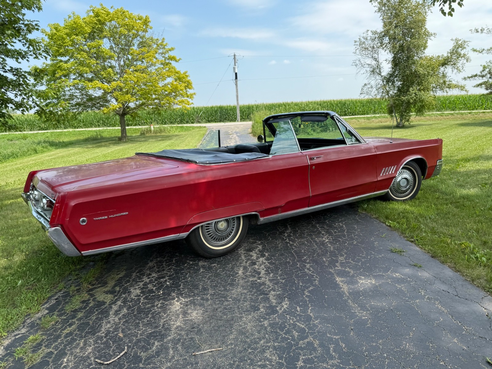 Chrysler-300-Series-1968-Convertible-33