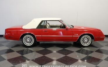 Chrysler-Cordoba-1981-Coupe-12