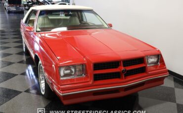 Chrysler-Cordoba-1981-Coupe-14