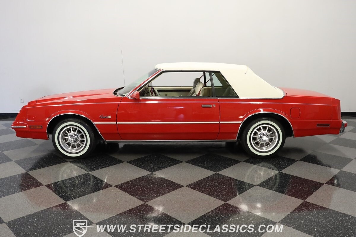 Chrysler-Cordoba-1981-Coupe-2