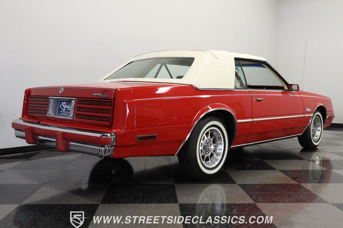 Chrysler-Cordoba-1981-Coupe-25
