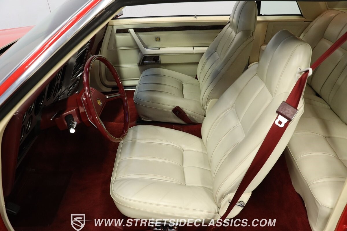 Chrysler-Cordoba-1981-Coupe-34