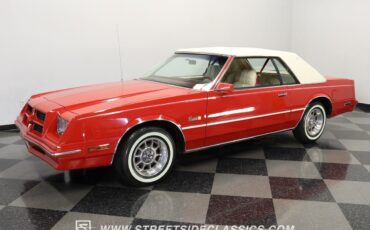 Chrysler-Cordoba-1981-Coupe-5