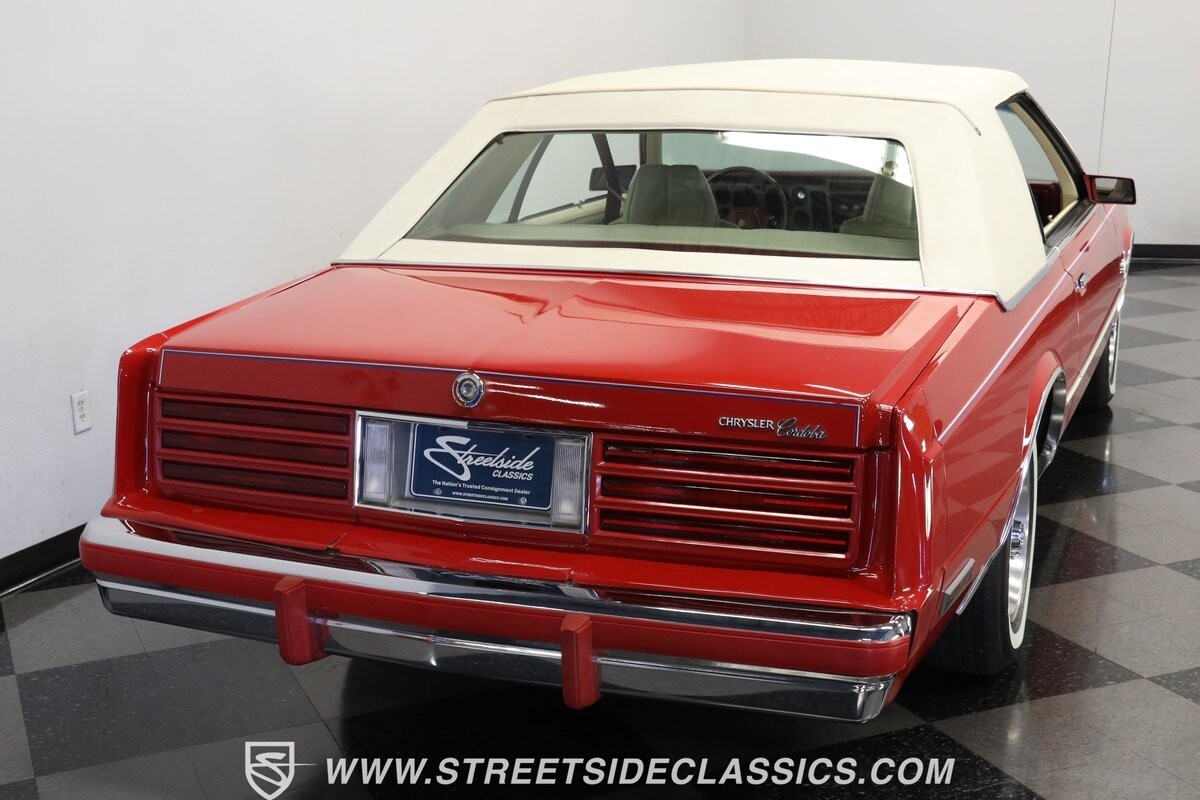 Chrysler-Cordoba-1981-Coupe-9