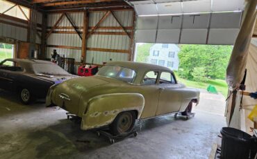 Chrysler-Desoto-1952-yellow-1